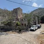 πετροσπιτο *