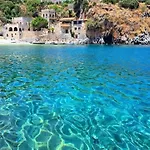 아파트 πετροσπιτο