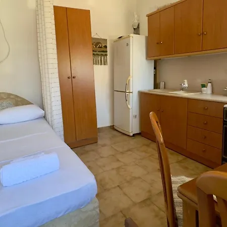 Πετροσπιτο